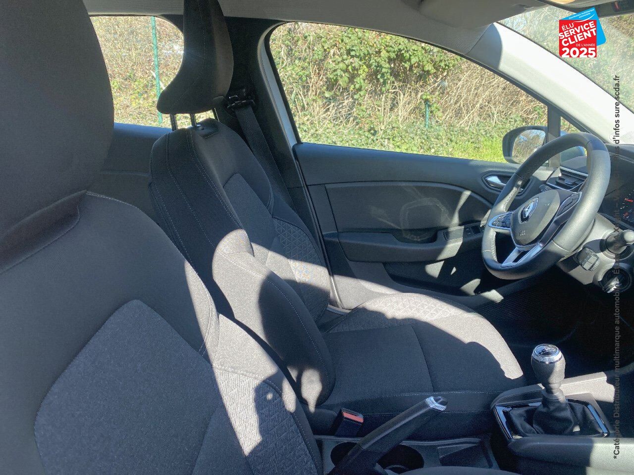 Véhicule d'occasion RENAULT CLIO 1.0 TCE 90CH BUSINESS -21N chez Renault Colmar