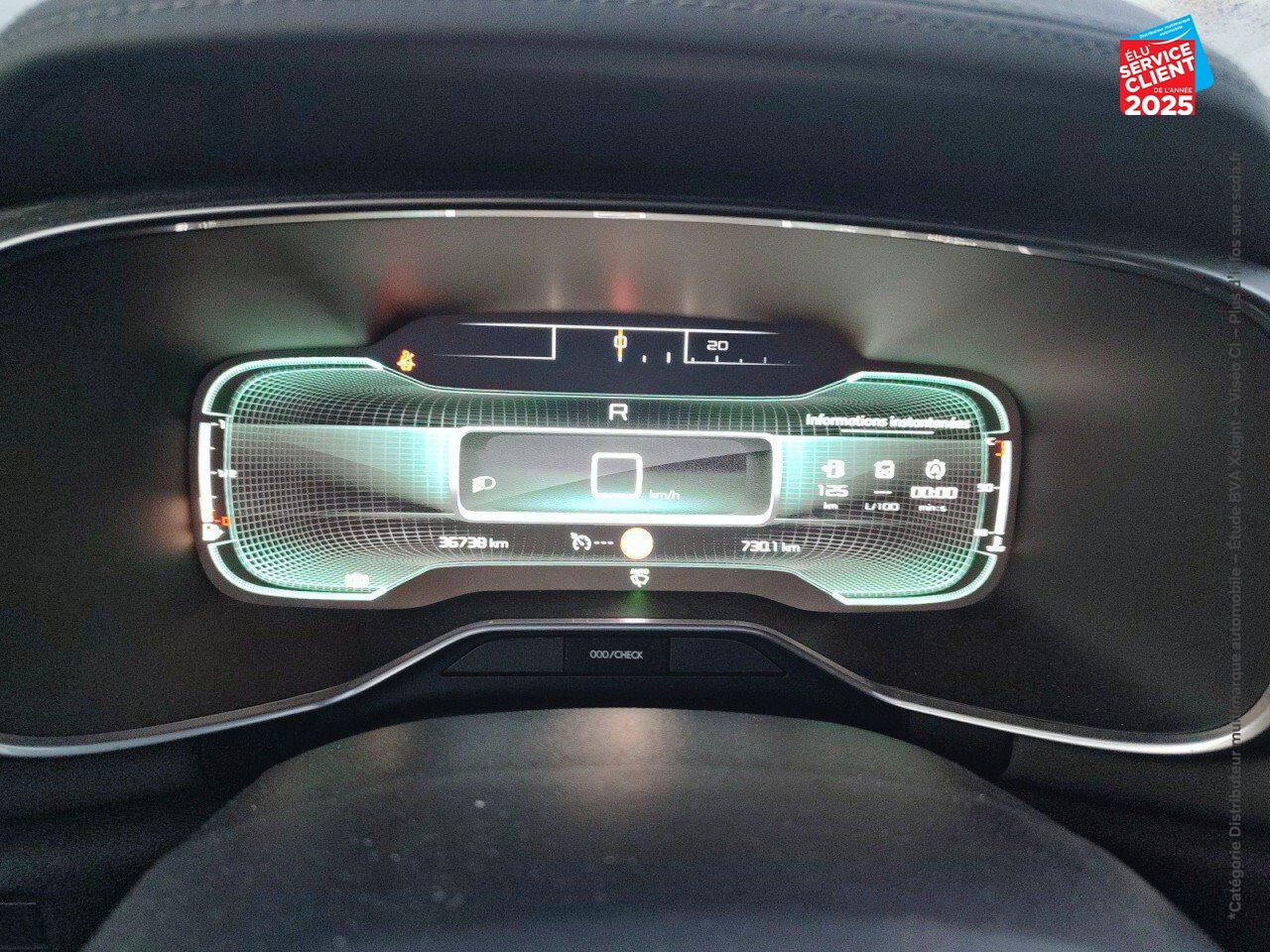 Véhicule d'occasion CITROEN C5 AIRCROSS PURETECH 180CH SS FEEL EAT8 chez BMW Belfort