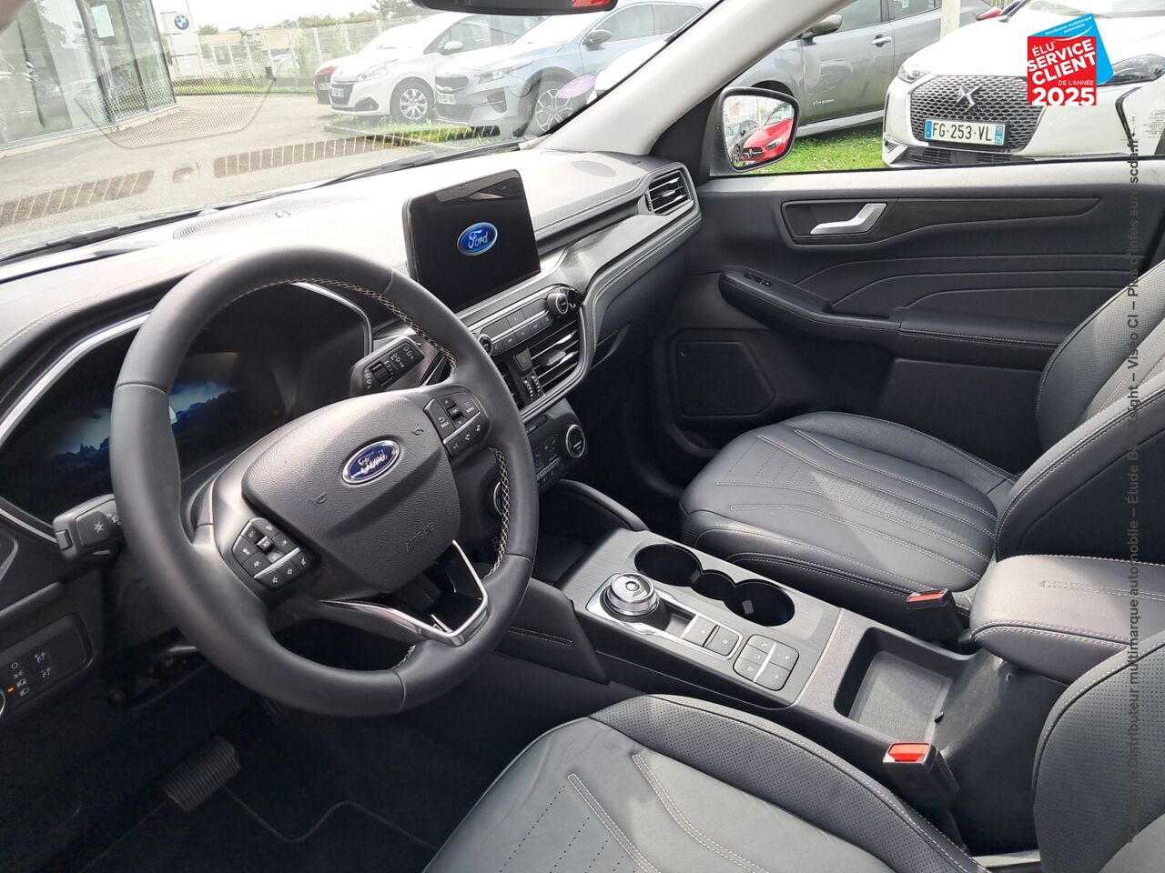 Véhicule d'occasion FORD KUGA 2.5 DURATEC 225CH PHEV VIGNALE BVA chez Toyota Thionville