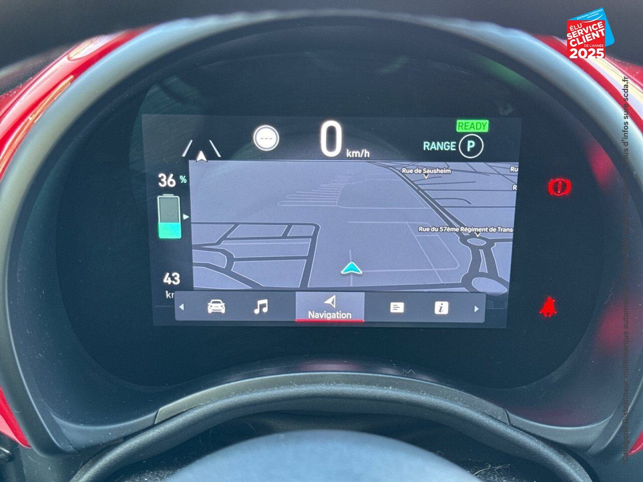 Véhicule d'occasion FIAT 500 E 95CH RED MY23 RADAR AR GPS chez Nissan Montbéliard