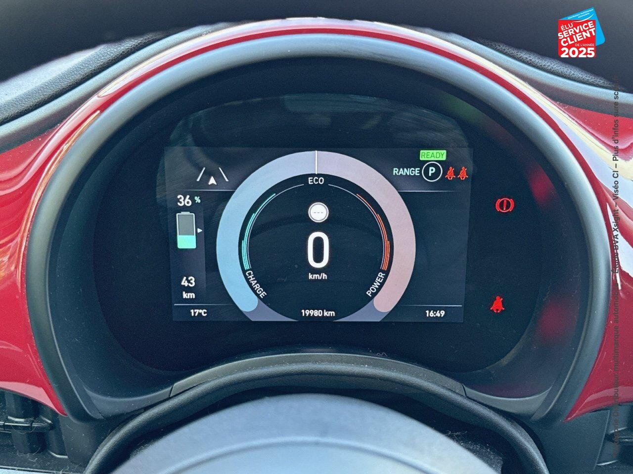 Véhicule d'occasion FIAT 500 E 95CH RED MY23 RADAR AR GPS chez Nissan Montbéliard