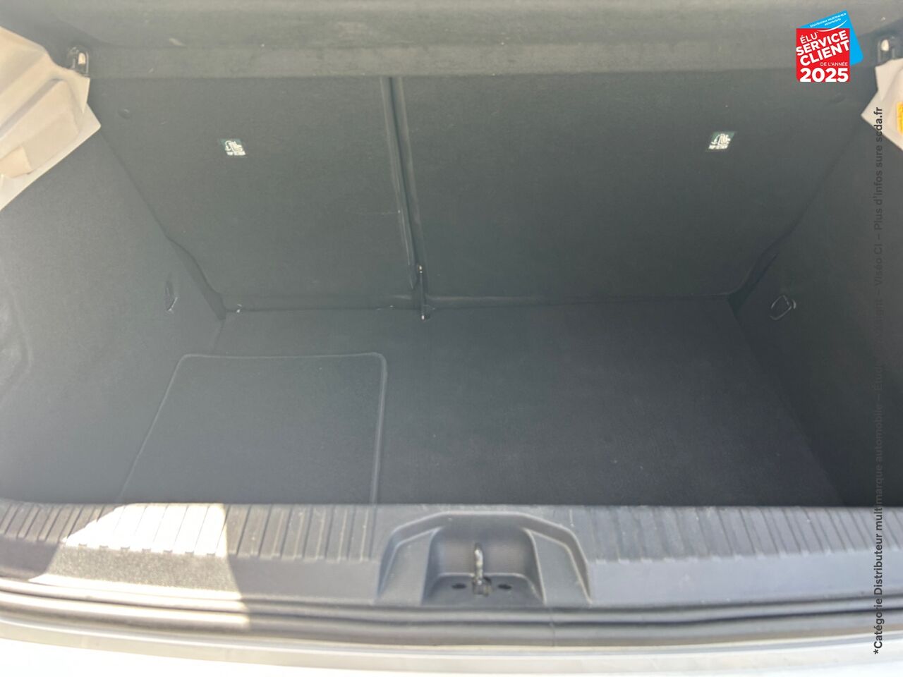 Véhicule d'occasion RENAULT CLIO 1.0 SCE 65CH LIFE chez Toyota Thionville