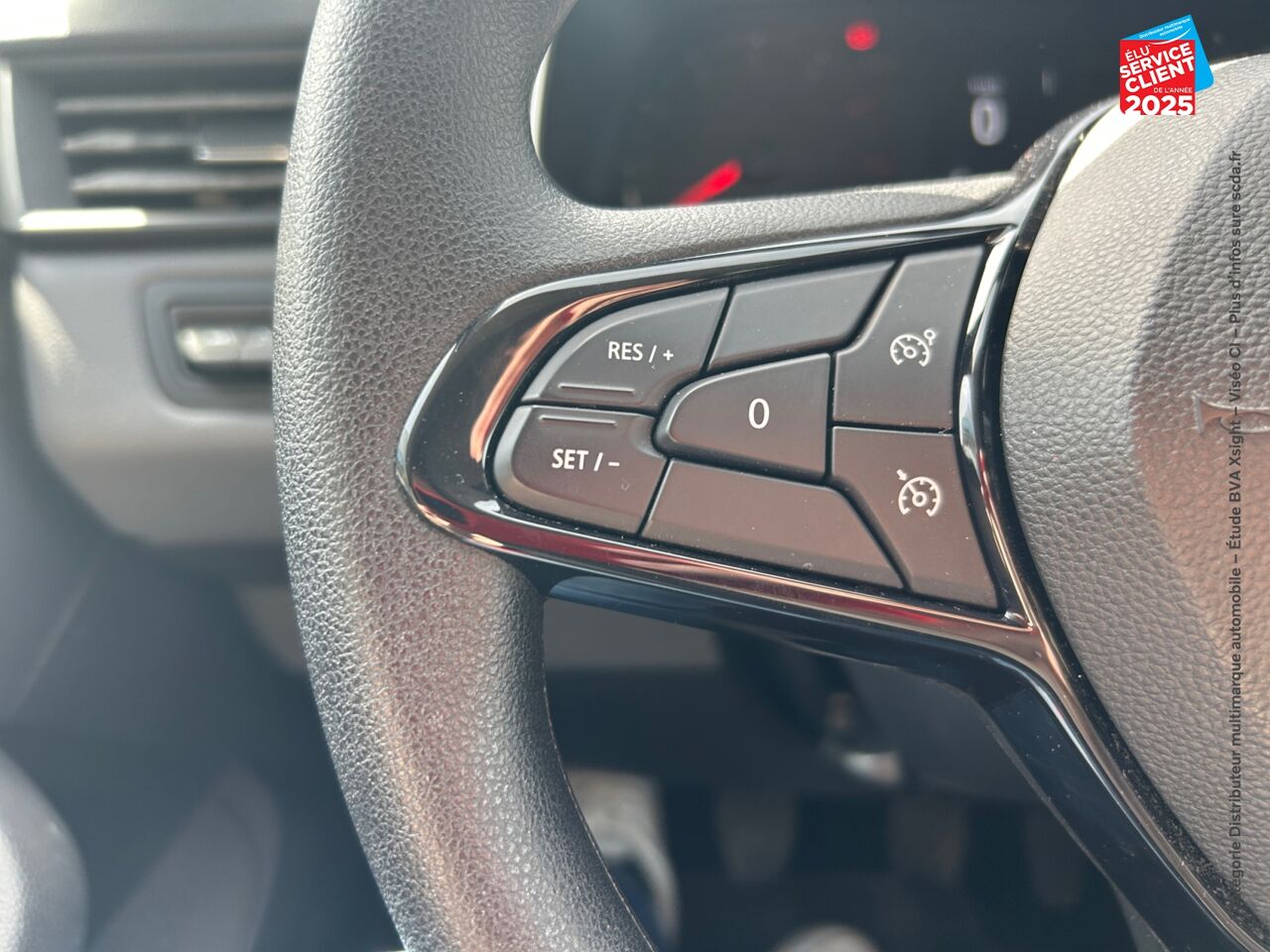 Véhicule d'occasion RENAULT CLIO 1.0 SCE 65CH LIFE chez Toyota Thionville