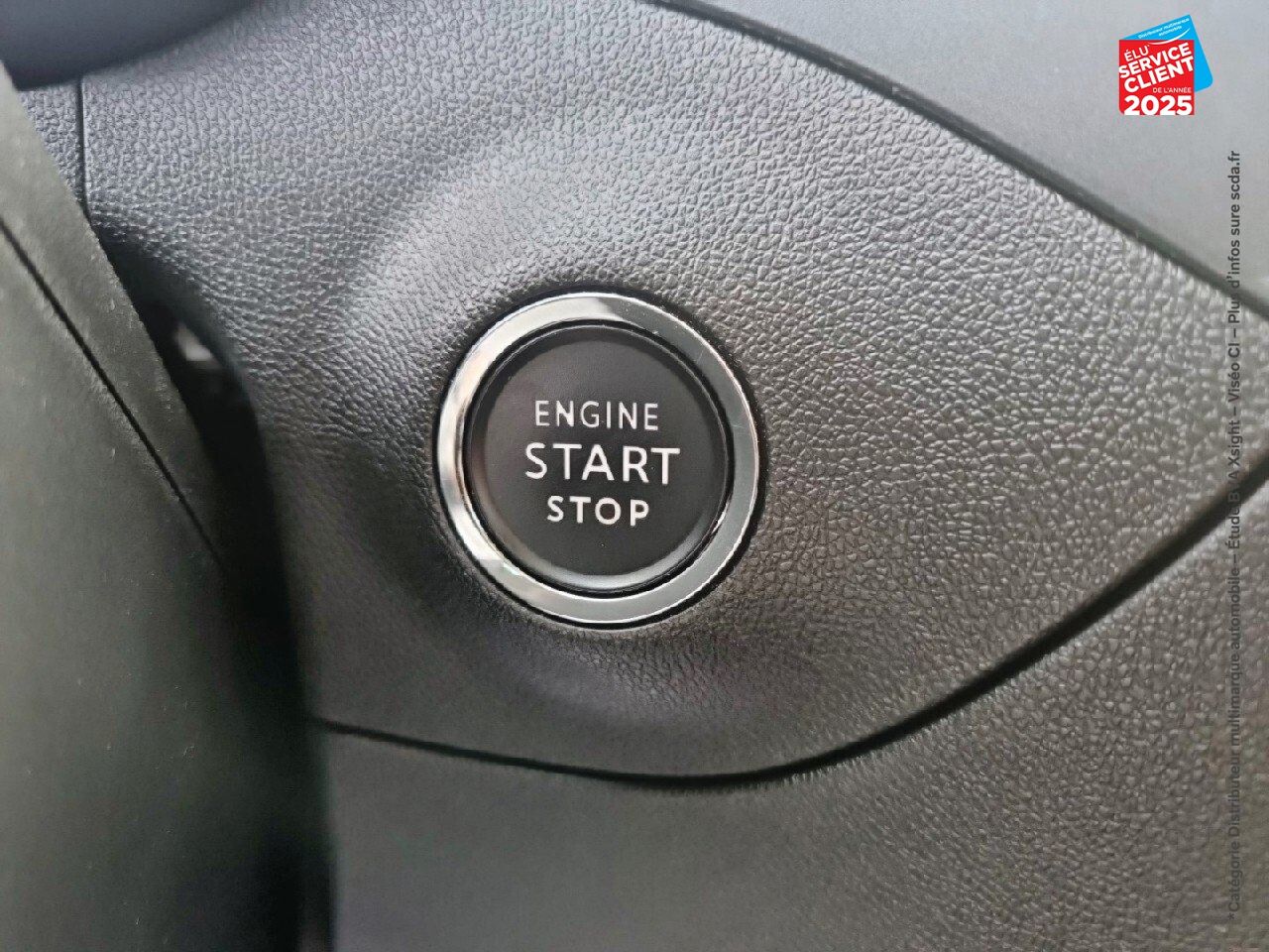 Véhicule d'occasion OPEL CROSSLAND 1.2 TURBO 130CH ULTIMATE BVA chez Opel Saint-Dizier