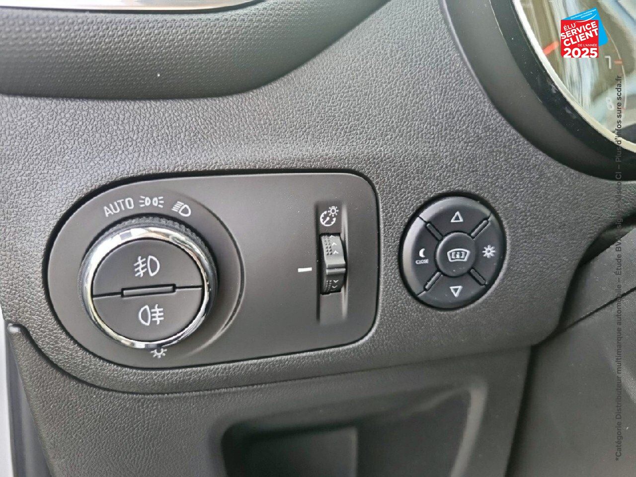 Véhicule d'occasion OPEL CROSSLAND 1.2 TURBO 130CH ULTIMATE BVA chez Opel Saint-Dizier