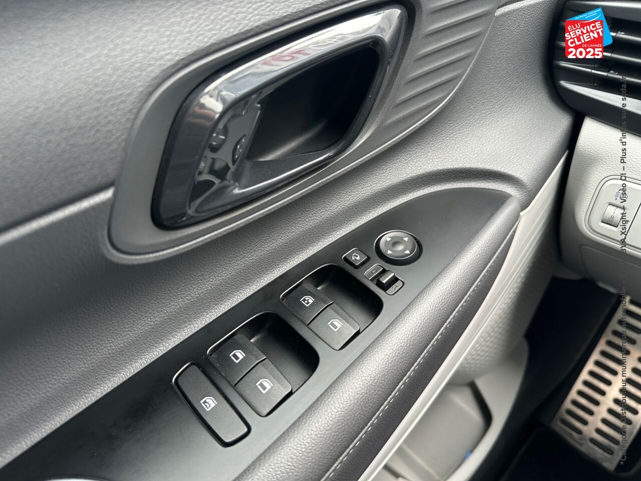 Véhicule d'occasion HYUNDAI BAYON 1.0 T-GDI 100CH HYBRID 48V INTUITIVE CAMERA CARPLAY chez Hyundai Chalons