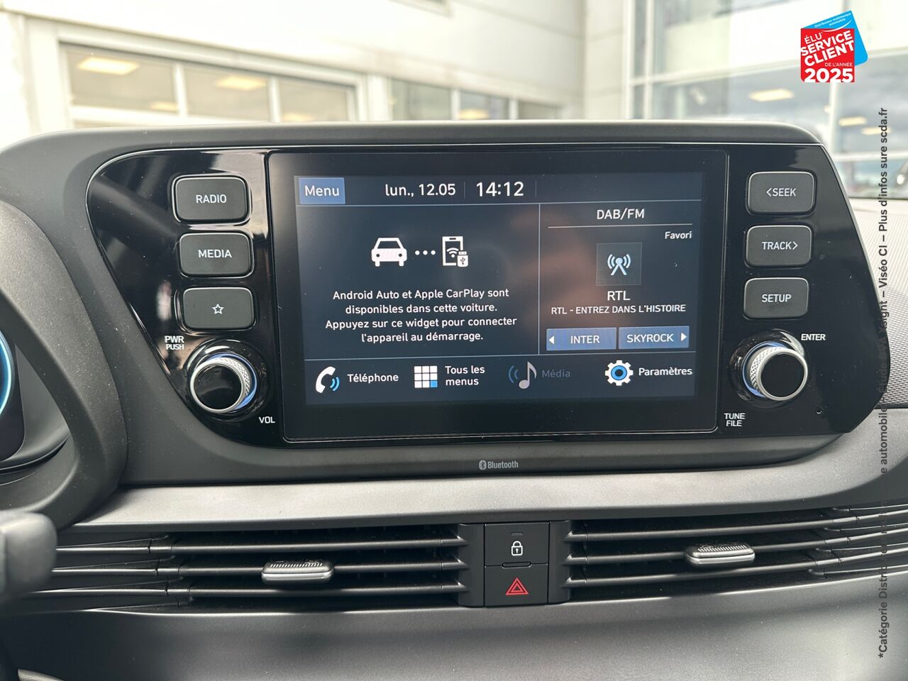 Véhicule d'occasion HYUNDAI BAYON 1.0 T-GDI 100CH HYBRID 48V INTUITIVE CAMERA CARPLAY chez Hyundai Chalons