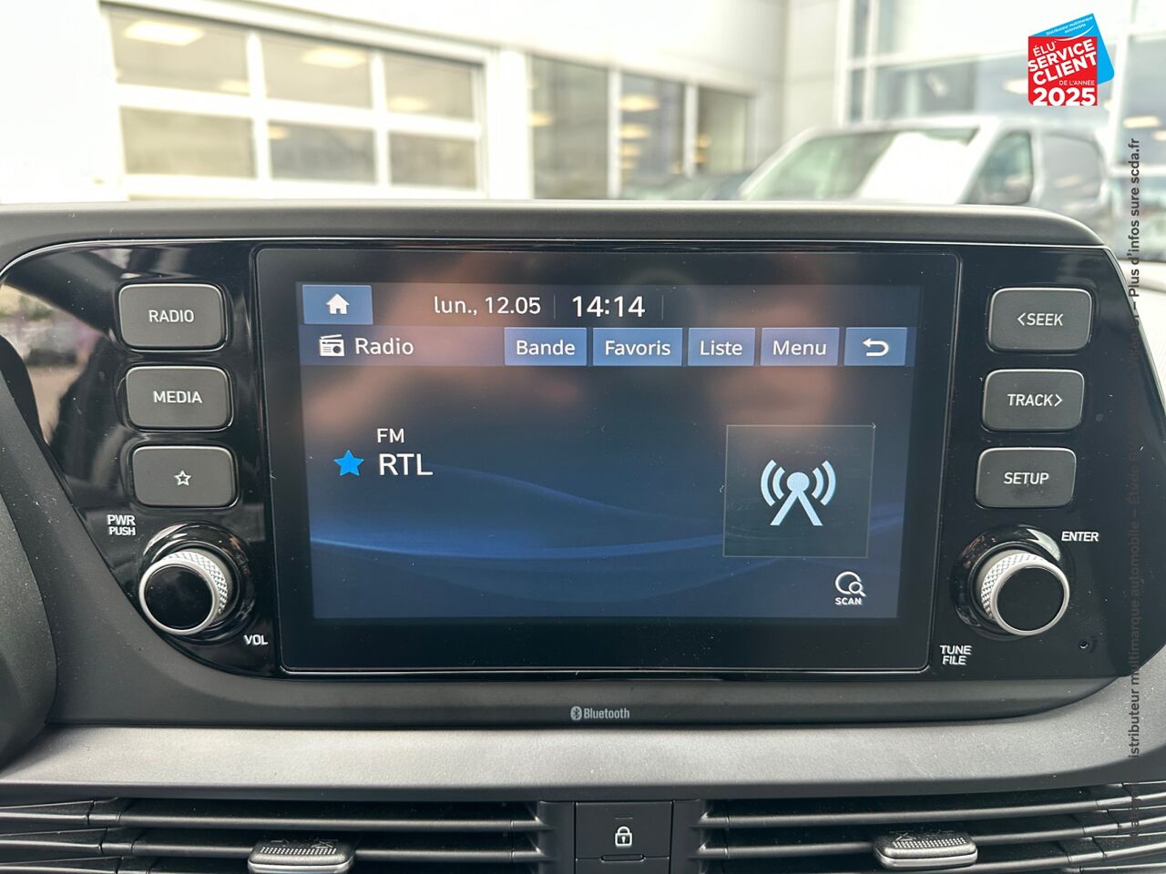 Véhicule d'occasion HYUNDAI BAYON 1.0 T-GDI 100CH HYBRID 48V INTUITIVE CAMERA CARPLAY chez Hyundai Chalons