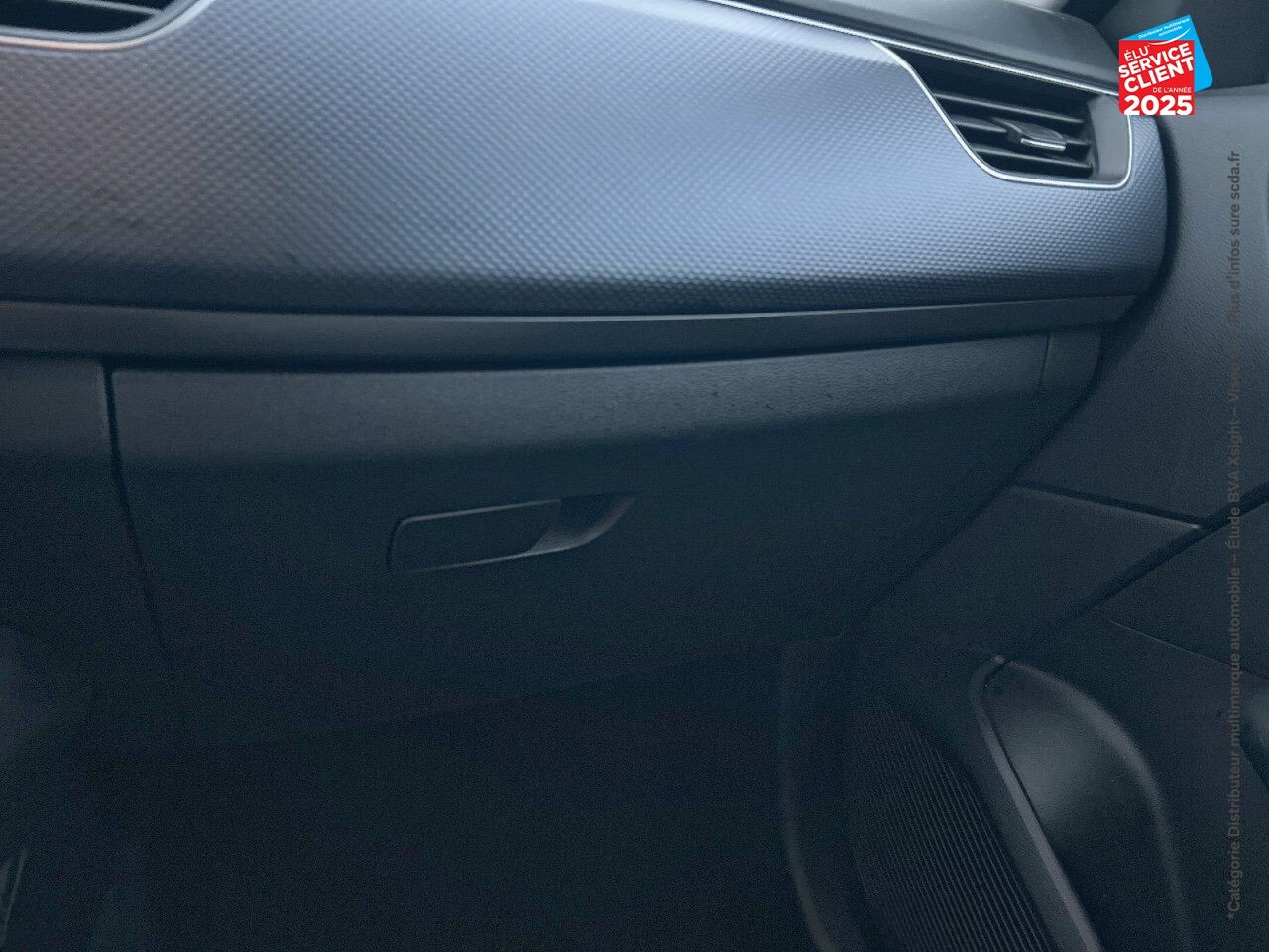 Véhicule d'occasion RENAULT ARKANA 1.3 TCE MILD HYBRID 140CH EVOLUTION EDC -22 GPS chez Toyota Thionville