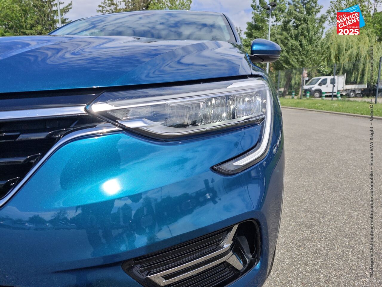 Véhicule d'occasion RENAULT ARKANA 1.3 TCE MILD HYBRID 140CH EVOLUTION EDC -22 GPS CAMERA chez Le Veodrome