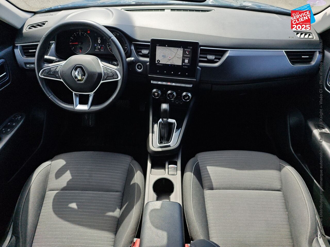 Véhicule d'occasion RENAULT ARKANA 1.3 TCE MILD HYBRID 140CH EVOLUTION EDC -22 GPS CAMERA chez Le Veodrome