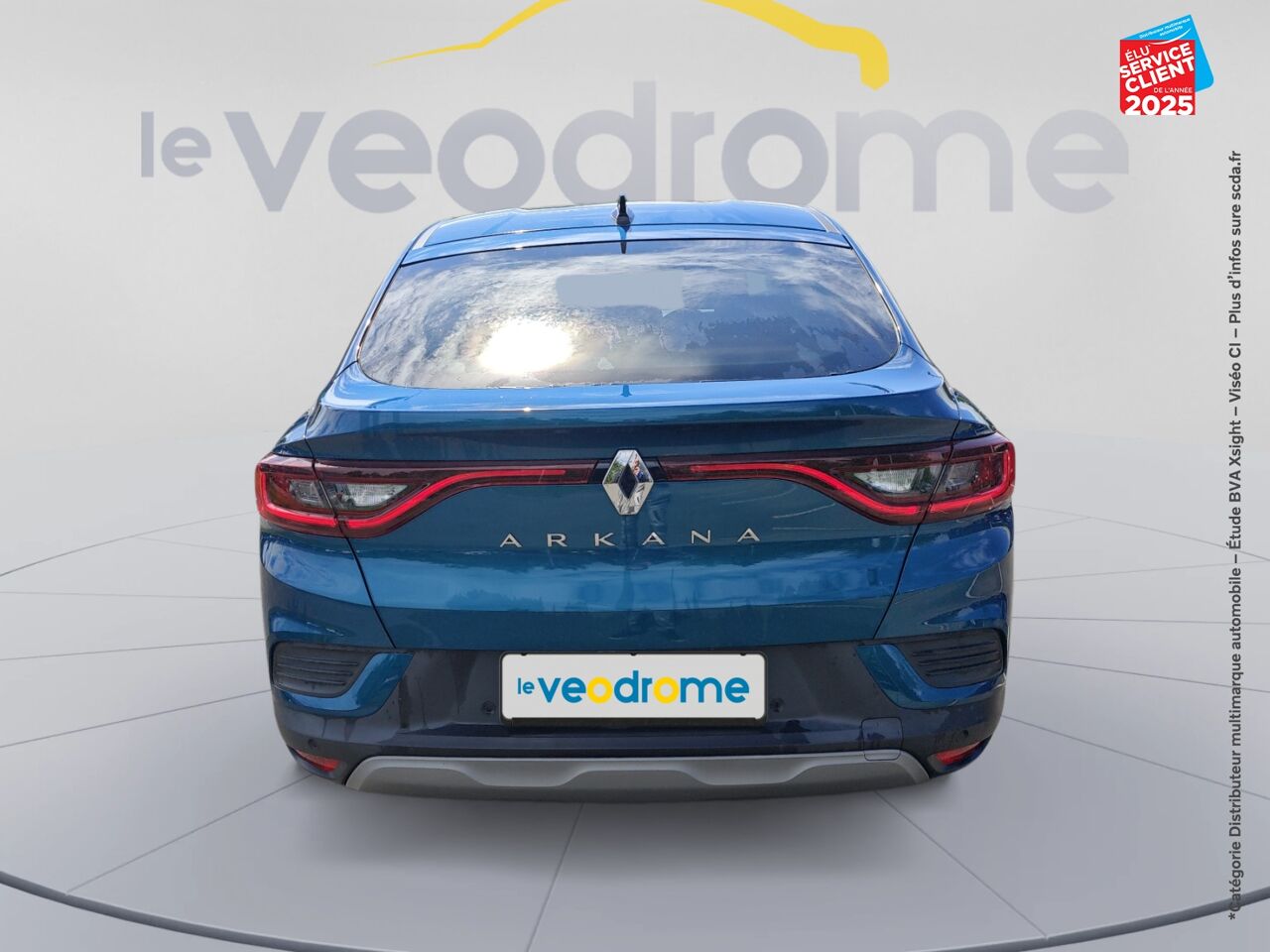 Véhicule d'occasion RENAULT ARKANA 1.3 TCE MILD HYBRID 140CH EVOLUTION EDC -22 GPS CAMERA chez Le Veodrome