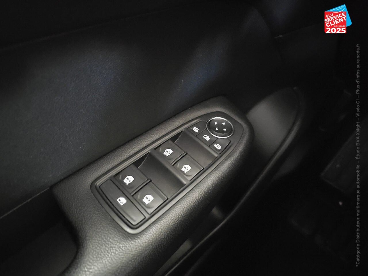 Véhicule d'occasion RENAULT ARKANA 1.3 TCE MILD HYBRID 140CH EVOLUTION EDC -22 GPS CAMERA chez Renault Sélestat