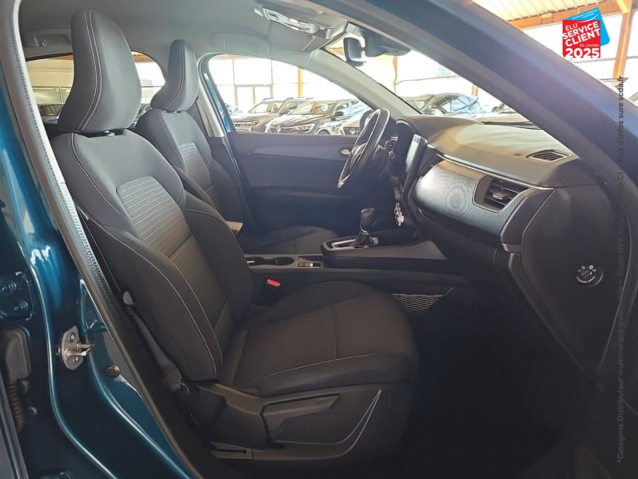Véhicule d'occasion RENAULT ARKANA 1.3 TCE MILD HYBRID 140CH EVOLUTION EDC -22 GPS CAMERA chez Renault Sélestat
