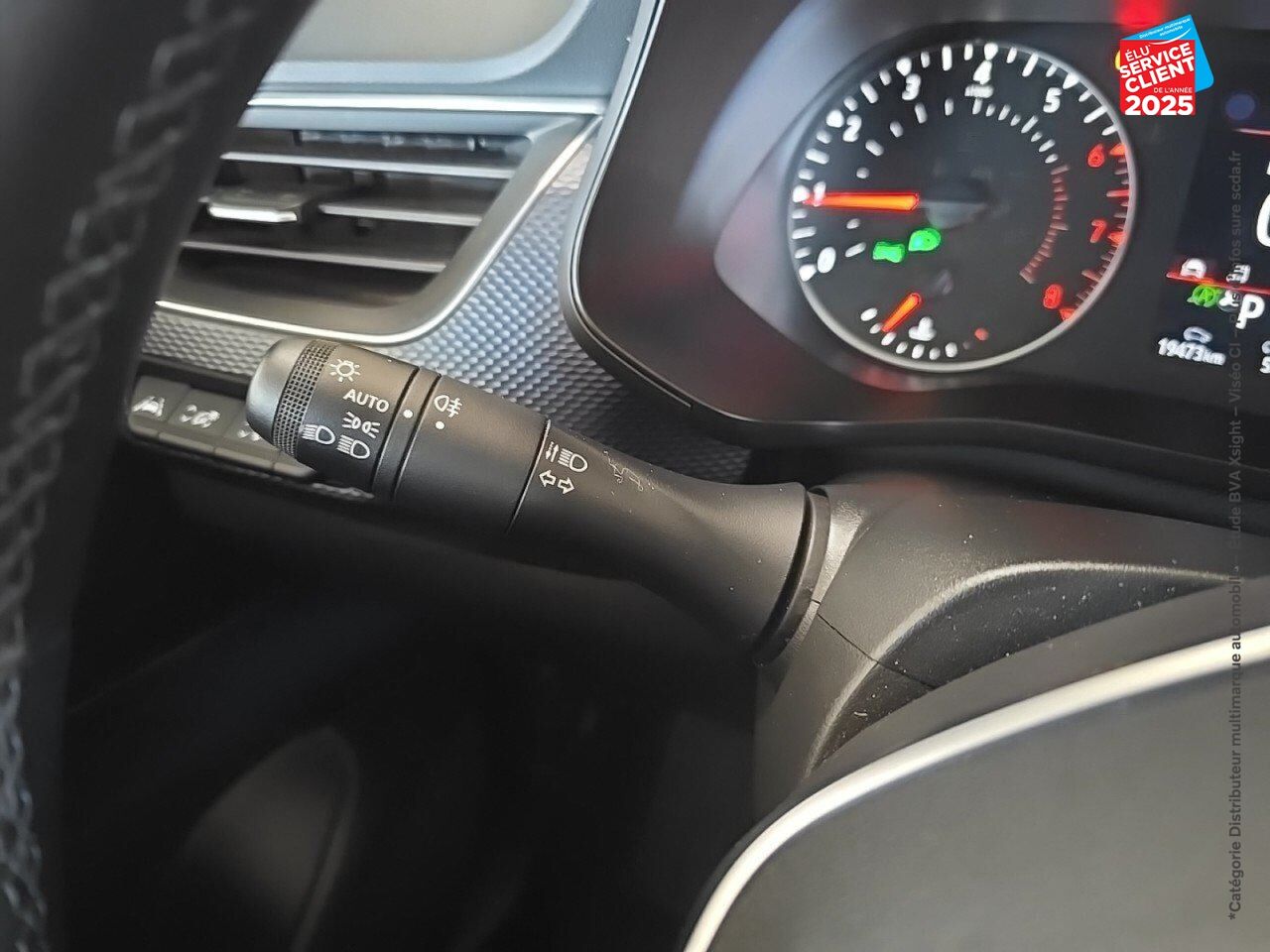 Véhicule d'occasion RENAULT ARKANA 1.3 TCE MILD HYBRID 140CH EVOLUTION EDC -22 GPS CAMERA chez Renault Sélestat