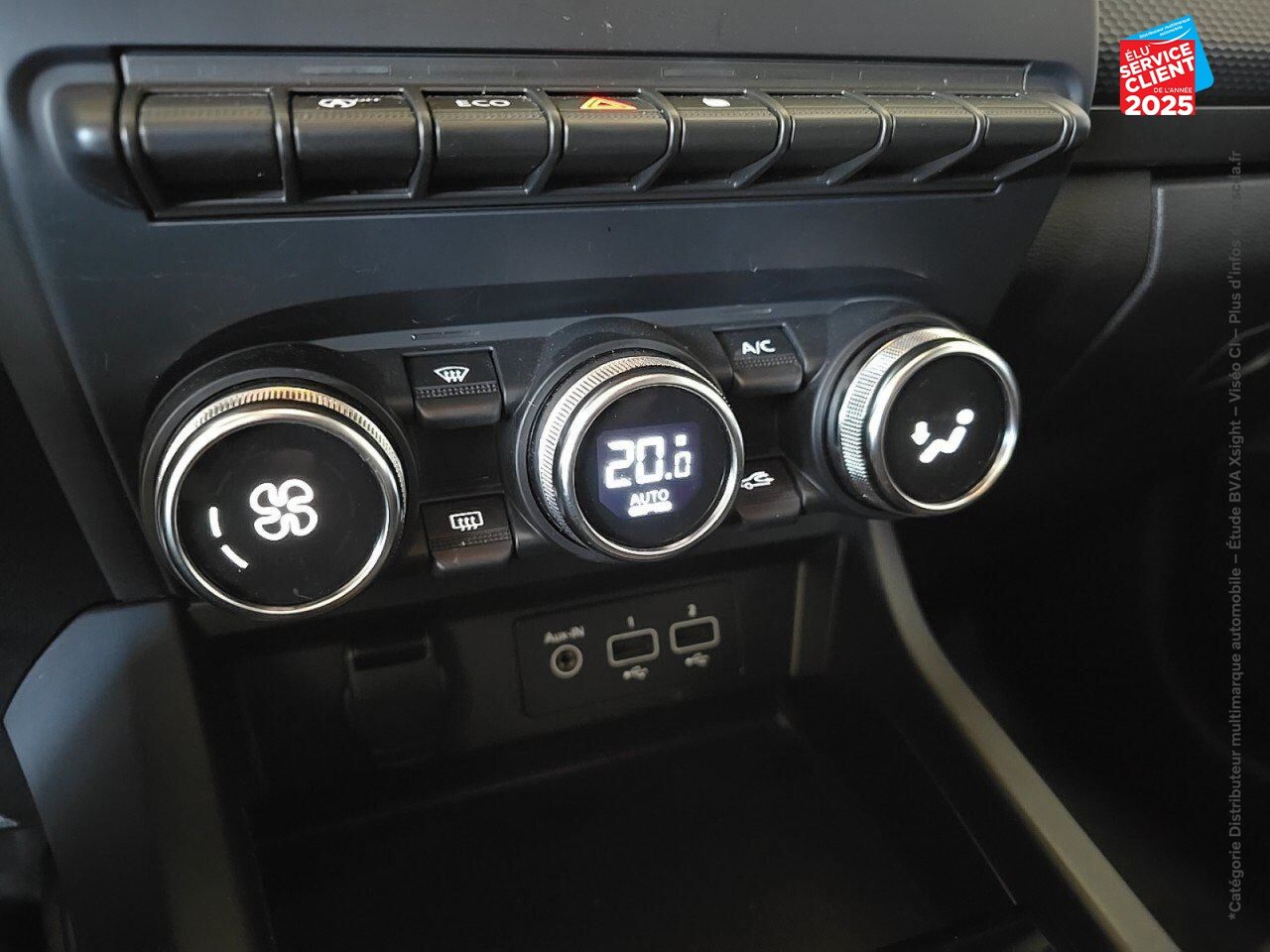 Véhicule d'occasion RENAULT ARKANA 1.3 TCE MILD HYBRID 140CH EVOLUTION EDC -22 GPS CAMERA chez Peugeot Sedan