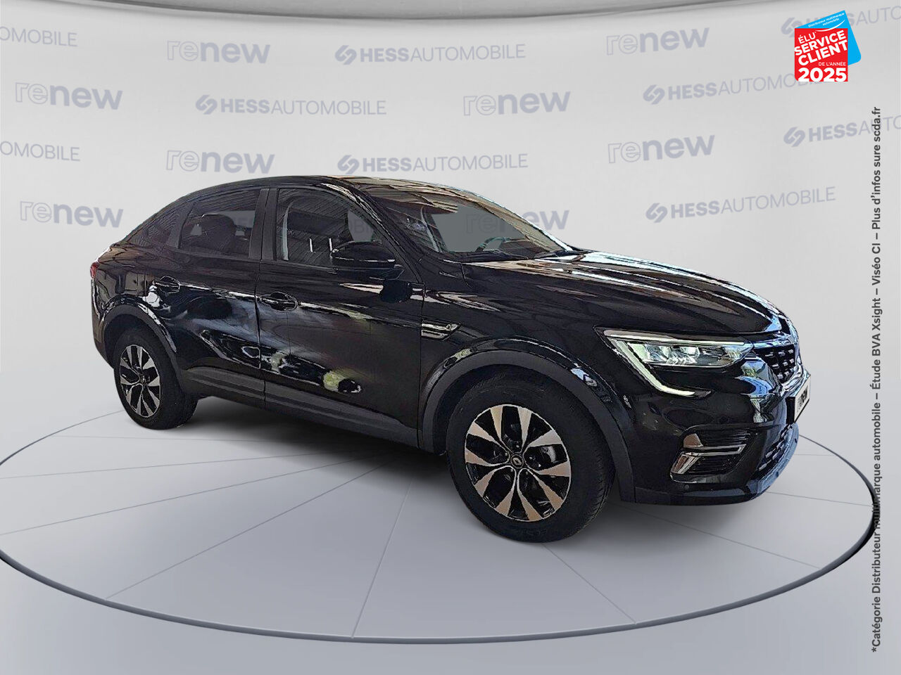 Véhicule d'occasion RENAULT ARKANA 1.3 TCE MILD HYBRID 140CH EVOLUTION EDC -22 GPS CAMERA chez Peugeot Sedan