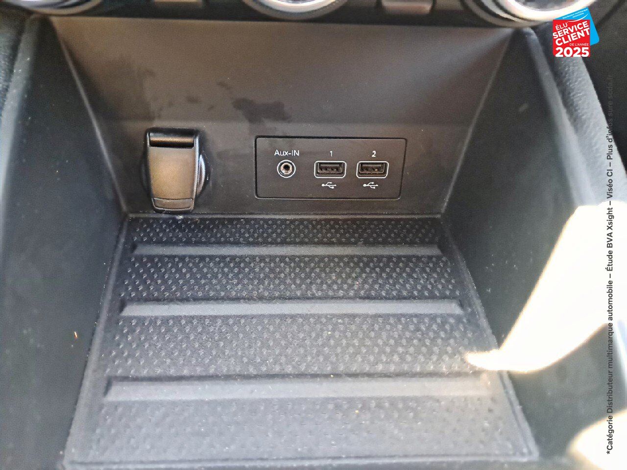Véhicule d'occasion RENAULT CAPTUR 1.6 E-TECH HYBRIDE RECHARGEABLE 160CH INTENS -21 chez Toyota Thionville