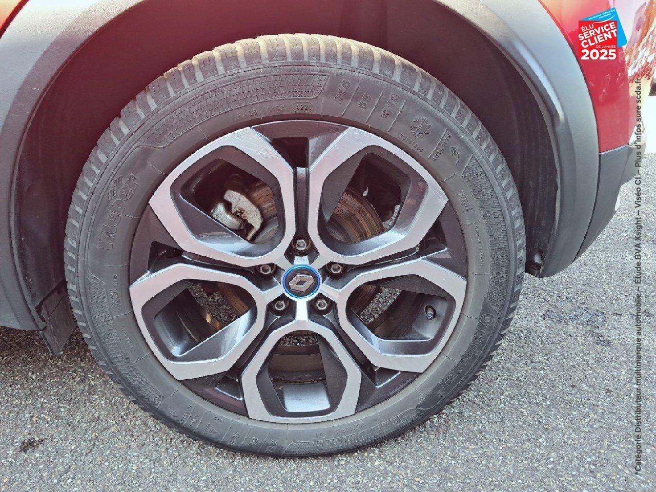 Véhicule d'occasion RENAULT CAPTUR 1.6 E-TECH HYBRIDE RECHARGEABLE 160CH INTENS -21 chez Toyota Thionville