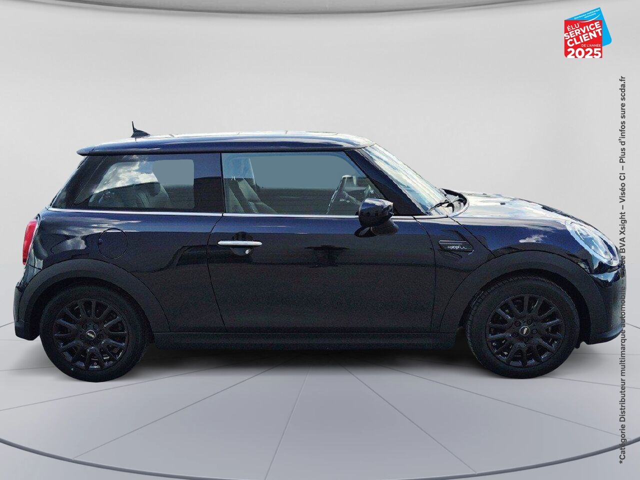 Véhicule d'occasion MINI MINI ONE 102CH EDITION CAMDEN BVA7 TOUVRANT SIEGES CUIR GPS RADAR AR chez MINI Besançon