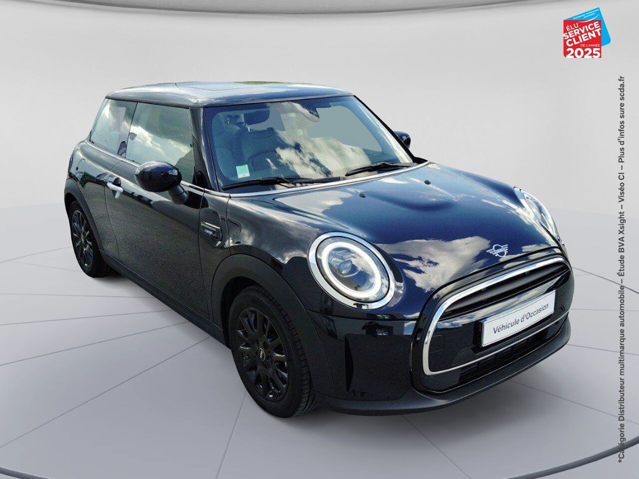 Véhicule d'occasion MINI MINI ONE 102CH EDITION CAMDEN BVA7 TOUVRANT SIEGES CUIR GPS RADAR AR chez MINI Besançon