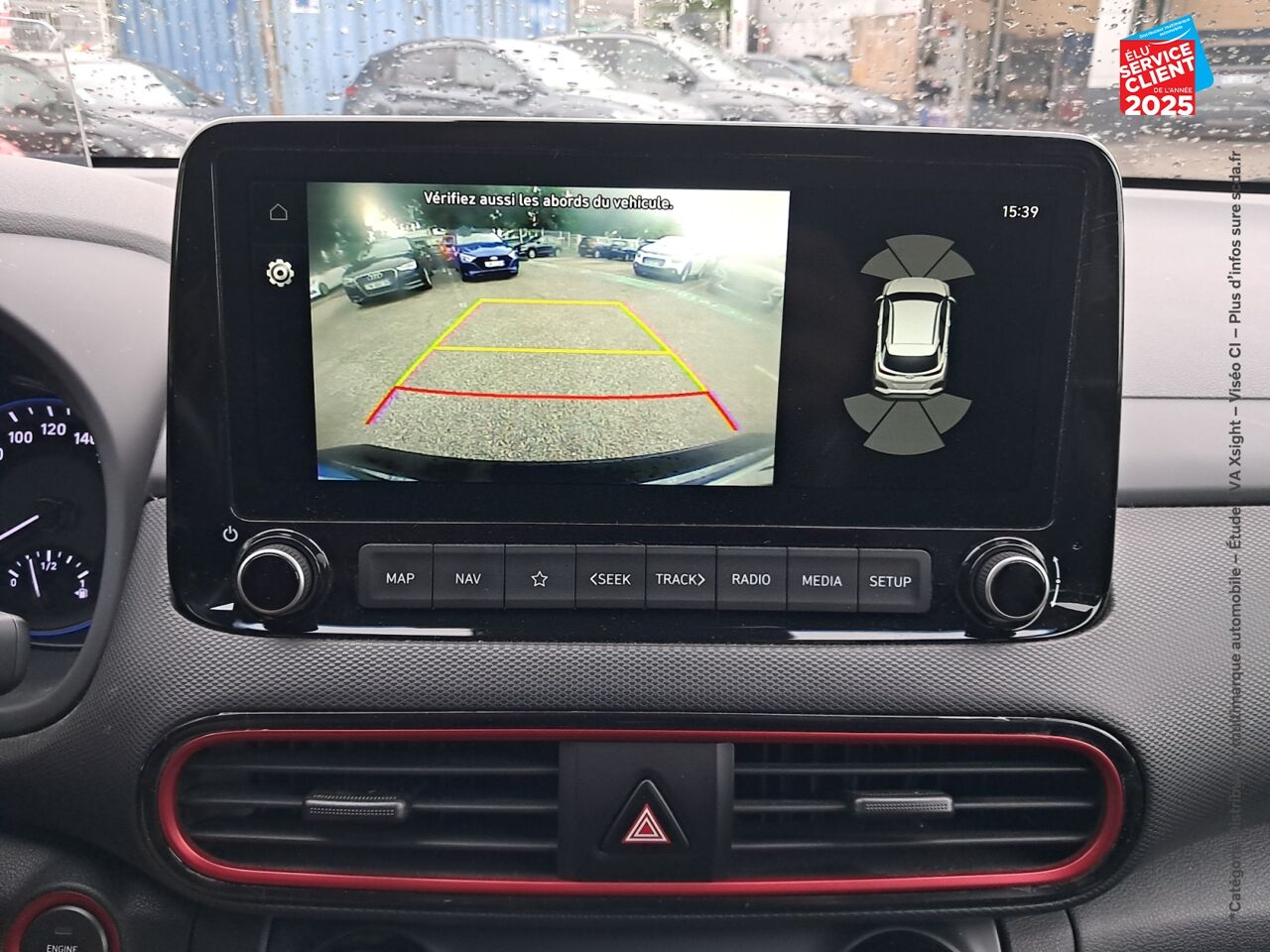 Véhicule d'occasion HYUNDAI KONA 1.6 GDI HYBRID 141 CH EXECUTIVE DCT-6 chez Hyundai Chalons