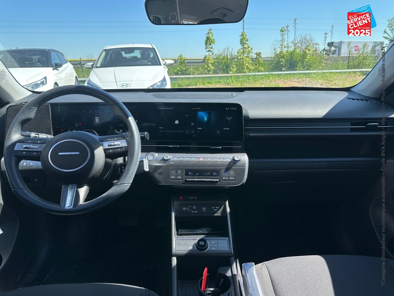 Véhicule d'occasion HYUNDAI KONA 1.6 GDI 129CH HYBRID INTUITIVE DCT-6 GPS CAMERA CARPLAY chez Hyundai Chalons