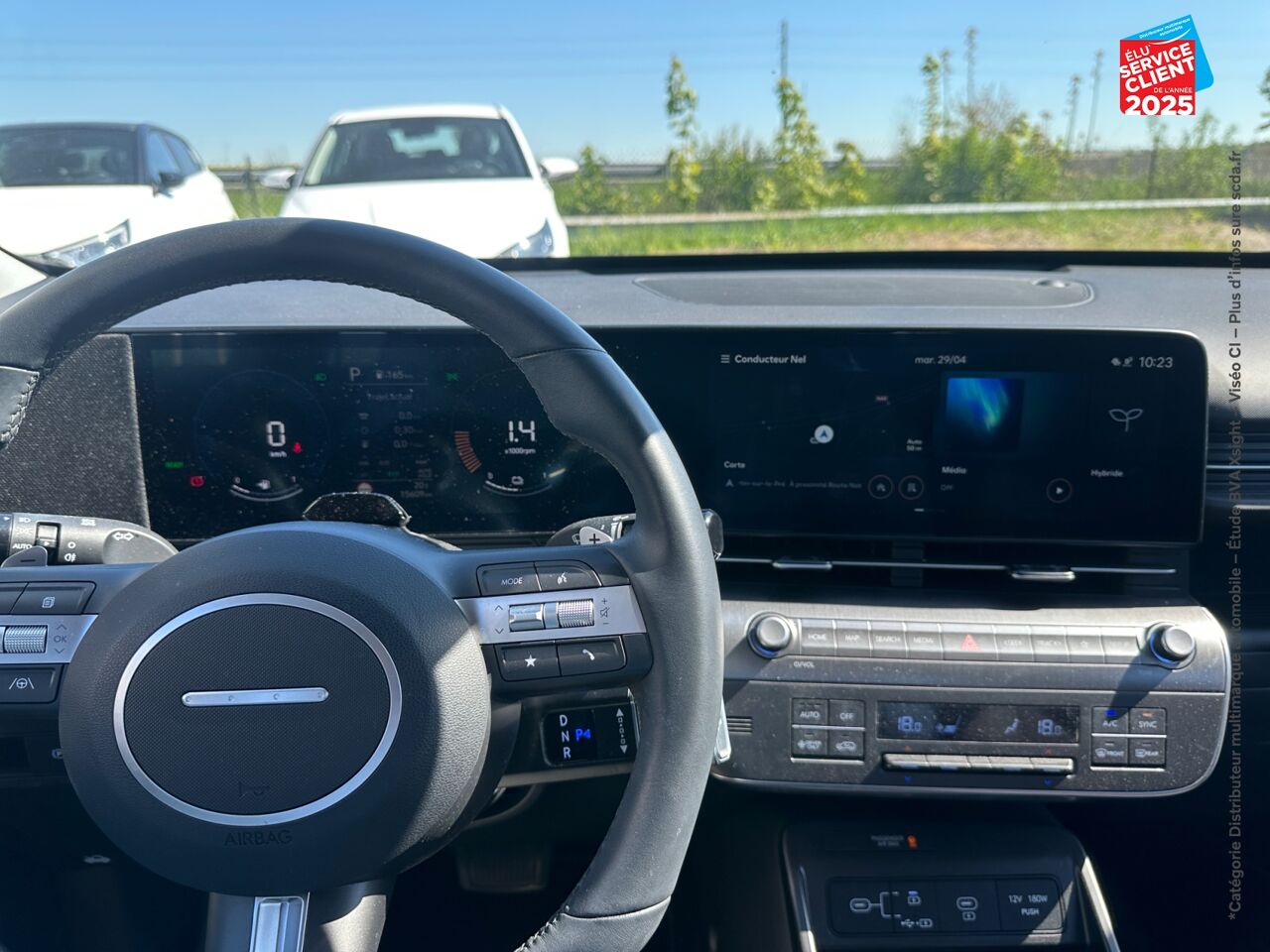 Véhicule d'occasion HYUNDAI KONA 1.6 GDI 129CH HYBRID INTUITIVE DCT-6 GPS CAMERA CARPLAY chez Hyundai Chalons