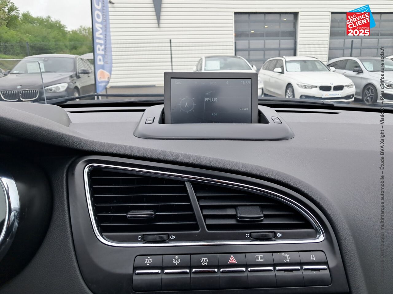 Véhicule d'occasion PEUGEOT 5008 2.0 BLUEHDI 150CH ALLURE S/S 7PL chez Primocar