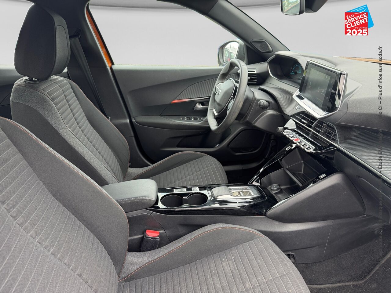 Véhicule d'occasion PEUGEOT 2008 E-2008 136CH ACTIVE chez Hyundai Epernay