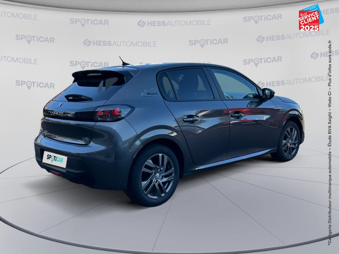 Véhicule d'occasion PEUGEOT 208 1.2 PURETECH 75CH SS STYLE chez Opel Saint-Dizier