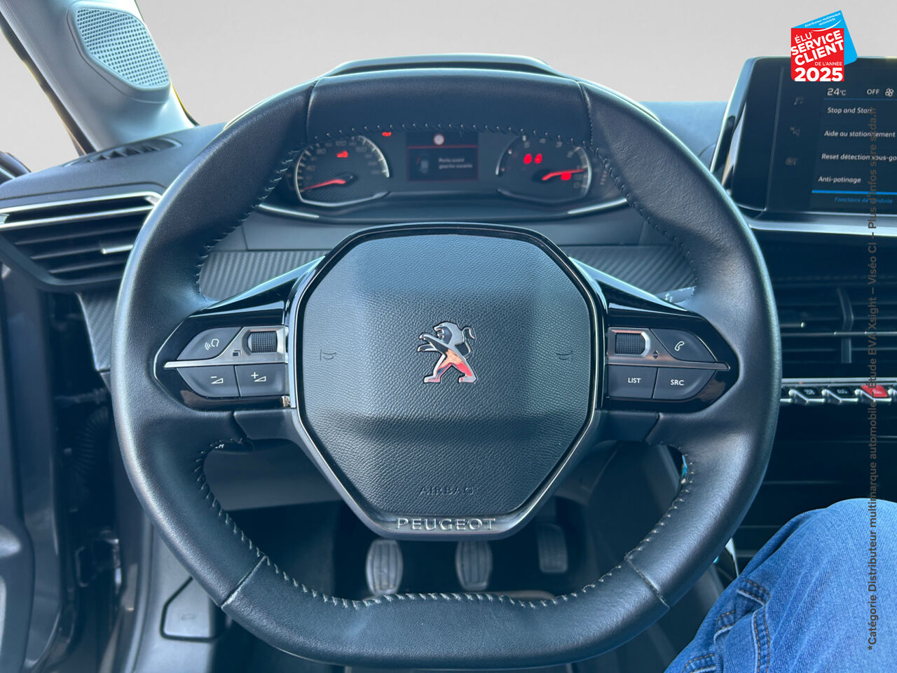 Véhicule d'occasion PEUGEOT 208 1.2 PURETECH 75CH SS STYLE chez Opel Saint-Dizier