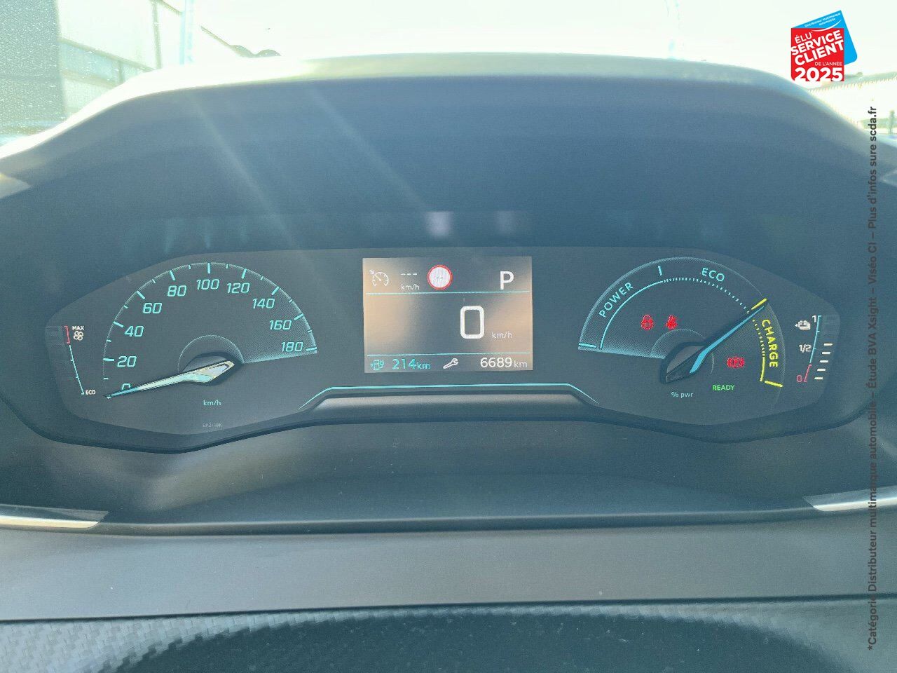Véhicule d'occasion PEUGEOT 208 E-208 136CH ACTIVE chez Renault Saint-Louis