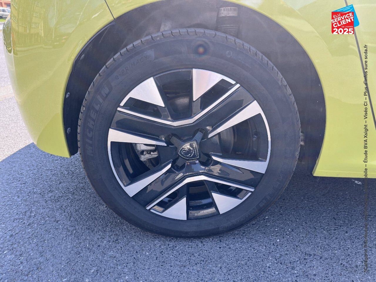 Véhicule d'occasion PEUGEOT 208 E-208 136CH ACTIVE chez Renault Saint-Louis
