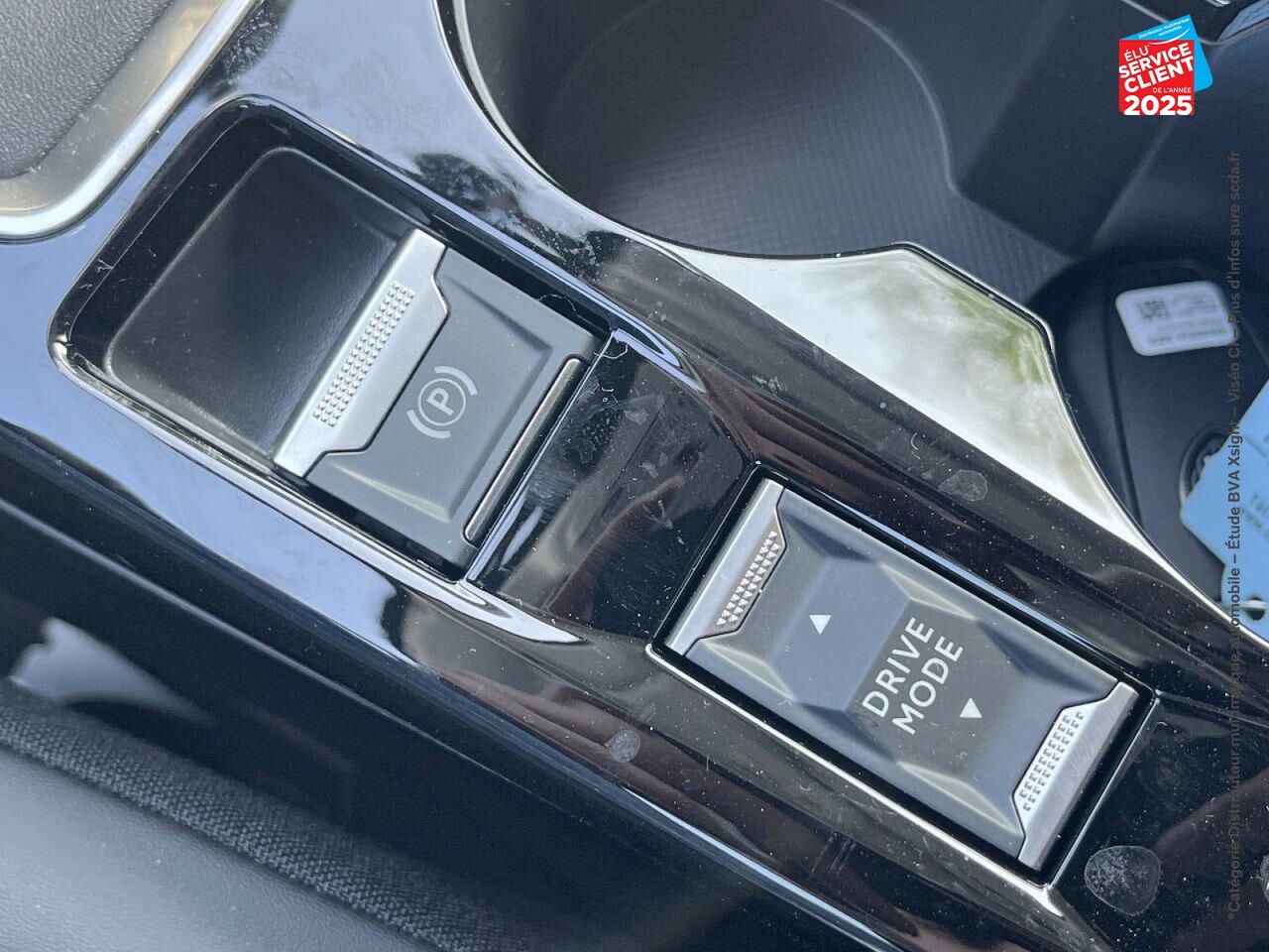 Véhicule d'occasion PEUGEOT 208 1.2 100CH SS ALLURE chez Nissan Strasbourg