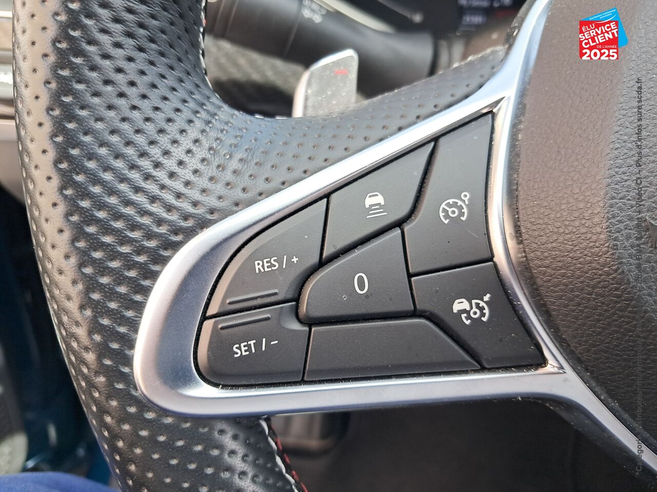 Véhicule d'occasion RENAULT ARKANA 1.3 TCE 140CH FAP RS LINE EDC -21B chez Opel Metz