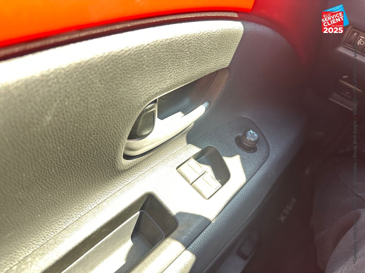 Véhicule d'occasion TOYOTA AYGO X 1.0 VVT-I 72CH DESIGN S-CVT chez Renault Saint-Louis