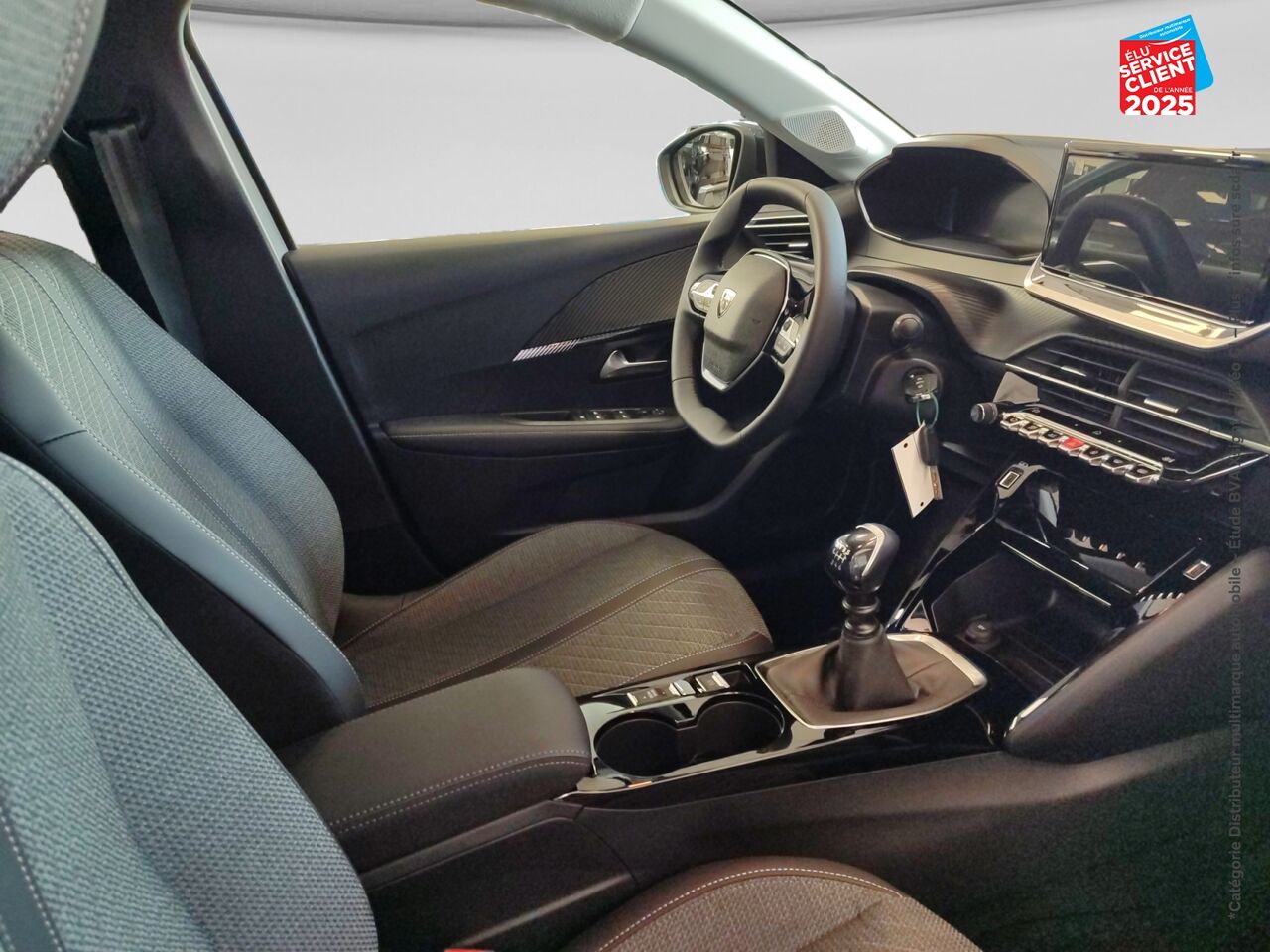 Véhicule d'occasion PEUGEOT 208 1.2 PURETECH 100CH SS ALLURE chez Peugeot Hirson