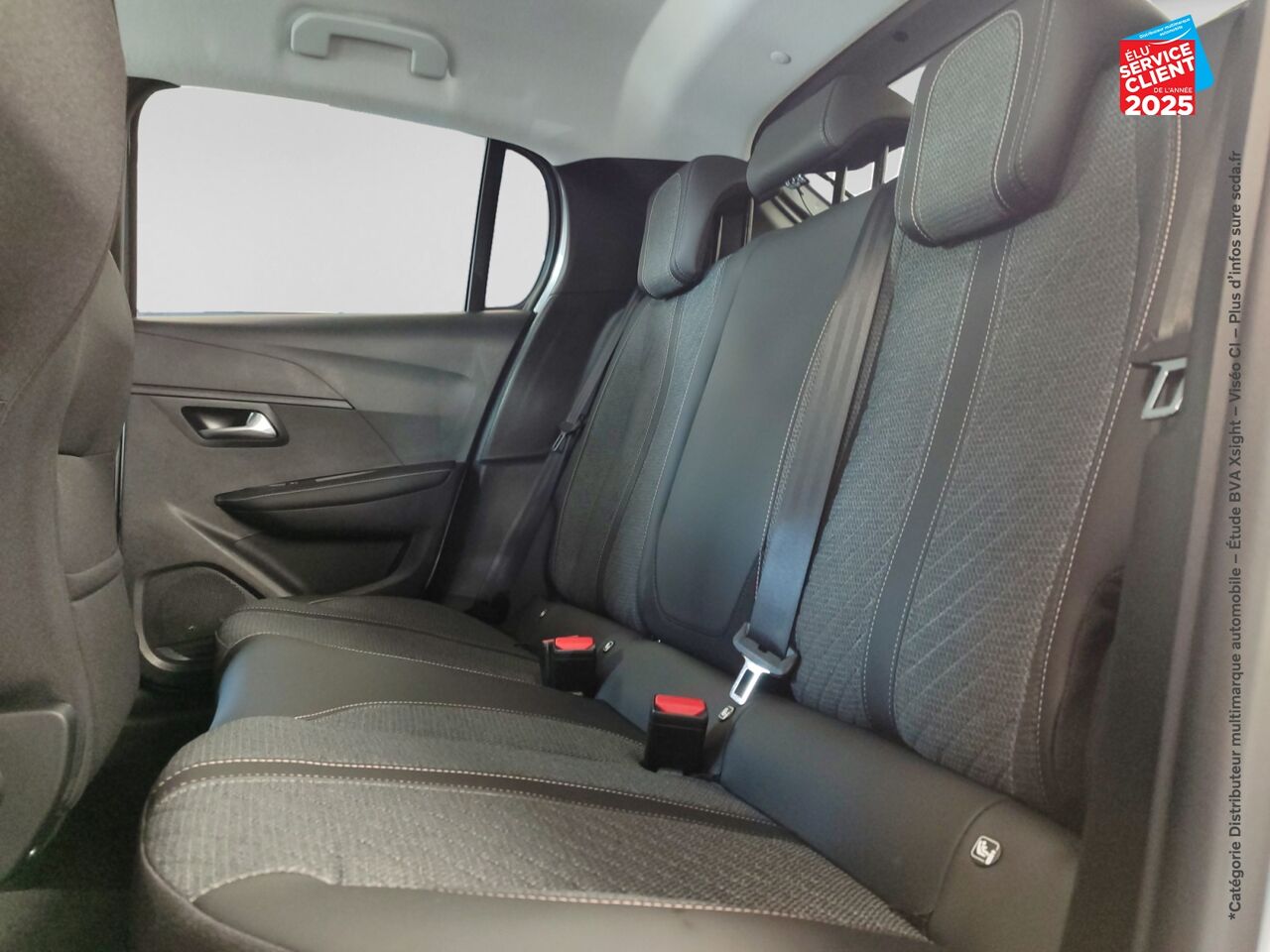 Véhicule d'occasion PEUGEOT 208 1.2 PURETECH 100CH SS ALLURE chez Peugeot Hirson