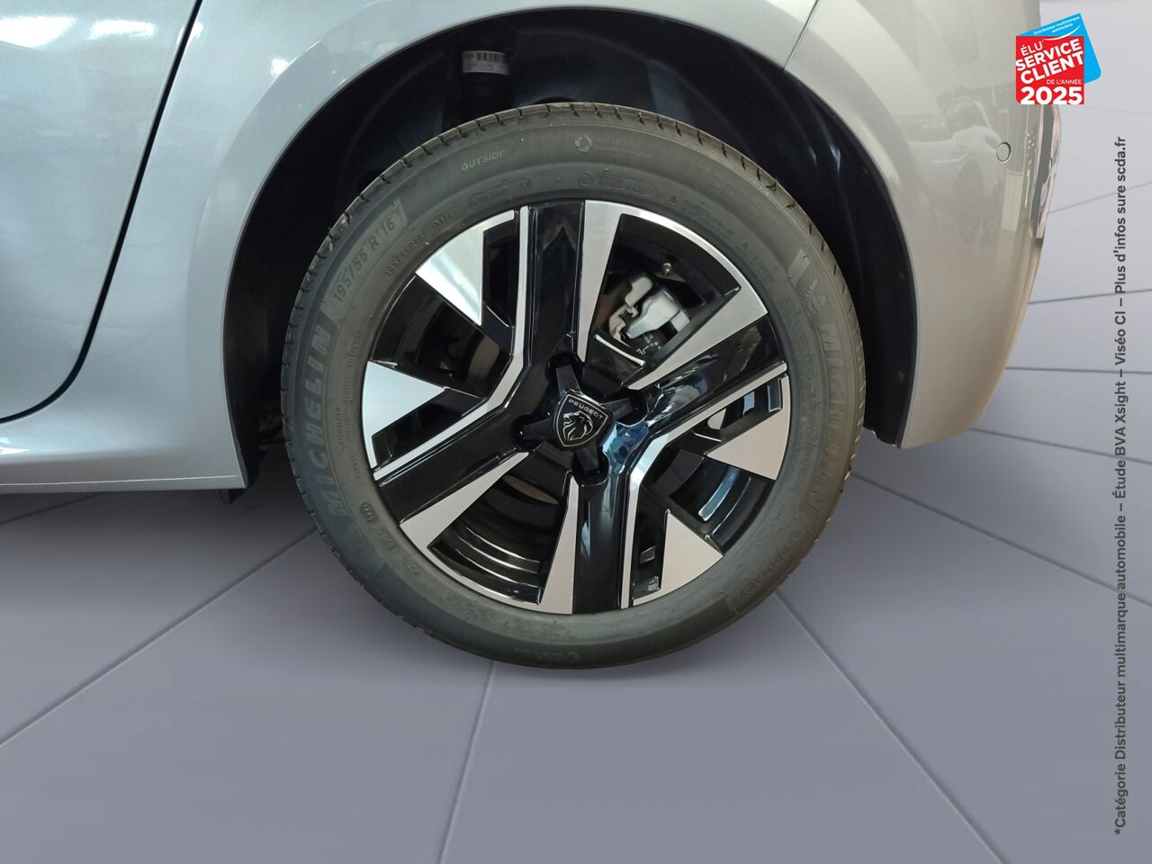 Véhicule d'occasion PEUGEOT 208 1.2 PURETECH 100CH SS ALLURE chez Peugeot Hirson