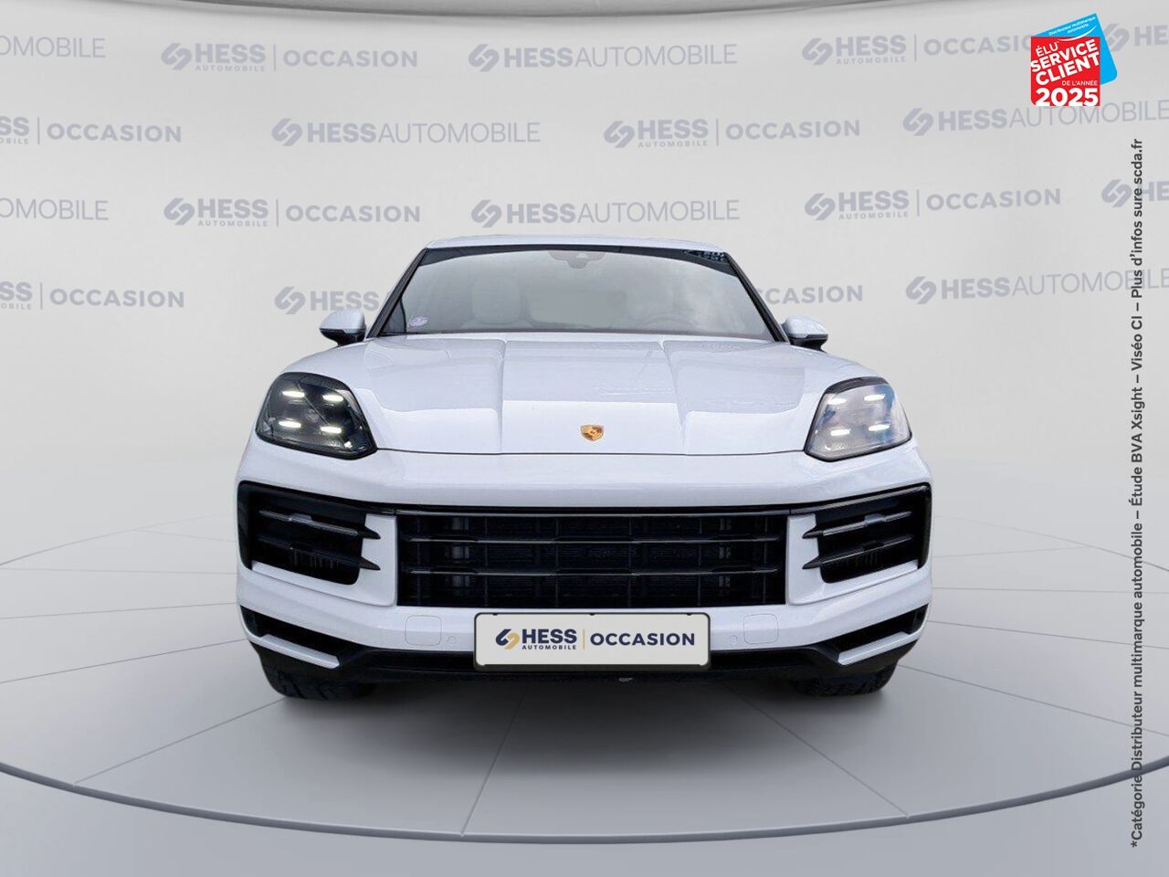Véhicule d'occasion PORSCHE CAYENNE 3.0 V6 470CH E-HYBRID TOUVRANT SIEGES CUIR GPS CAMERA CARPLAY BOSE HUD chez BMW Dole