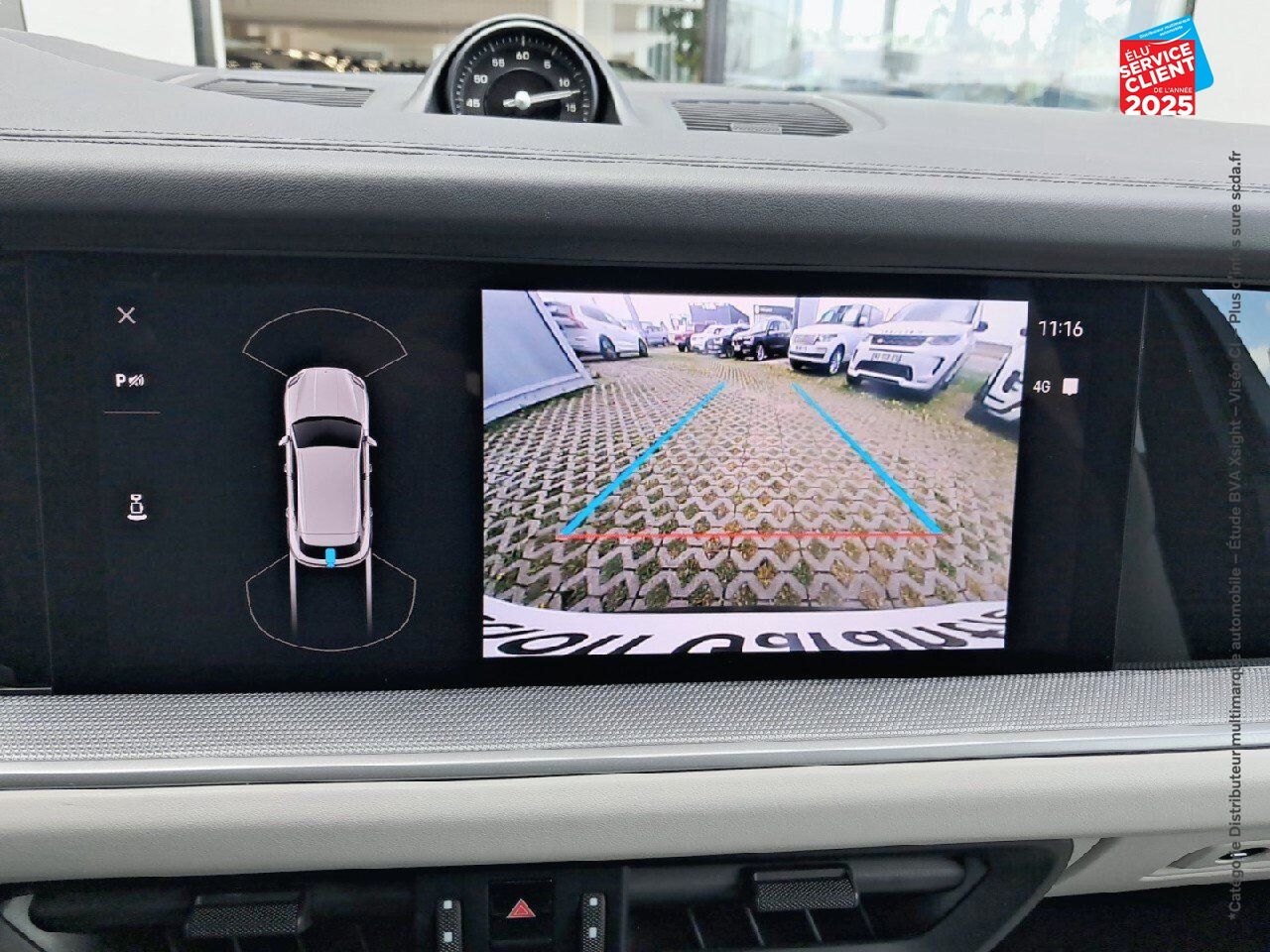 Véhicule d'occasion PORSCHE CAYENNE 3.0 V6 470CH E-HYBRID TOUVRANT SIEGES CUIR GPS CAMERA CARPLAY BOSE HUD chez BMW Dole