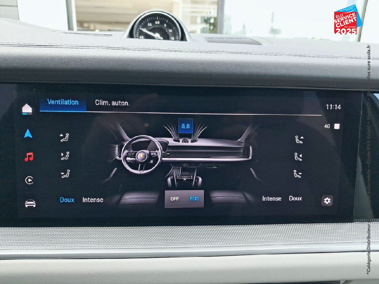 Véhicule d'occasion PORSCHE CAYENNE 3.0 V6 470CH E-HYBRID TOUVRANT SIEGES CUIR GPS CAMERA CARPLAY BOSE HUD chez BMW Dole