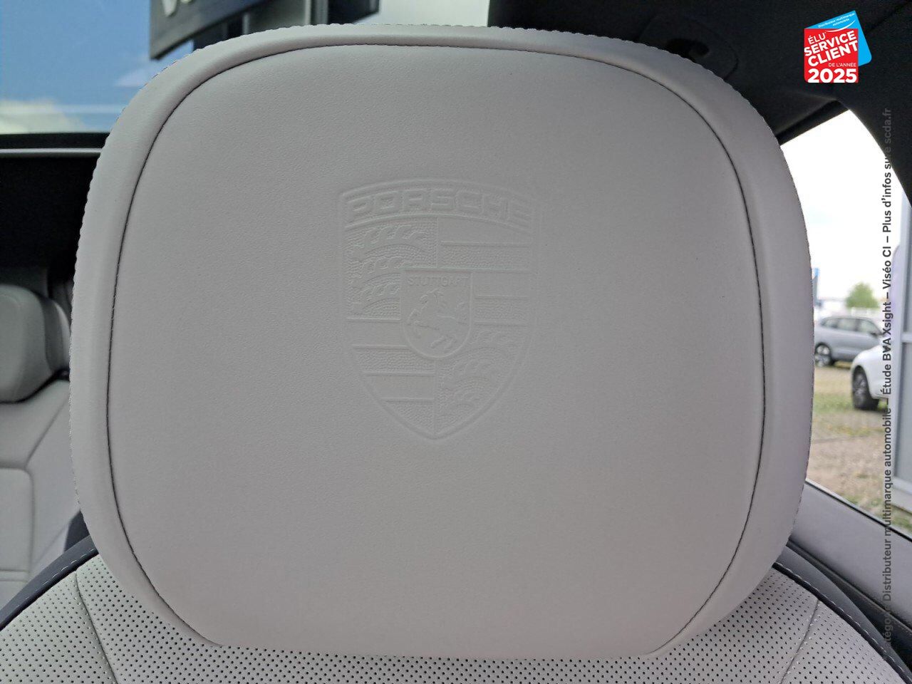 Véhicule d'occasion PORSCHE CAYENNE 3.0 V6 470CH E-HYBRID TOUVRANT SIEGES CUIR GPS CAMERA CARPLAY BOSE HUD chez BMW Dole