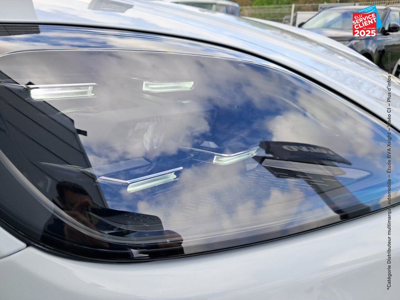 Véhicule d'occasion PORSCHE CAYENNE 3.0 V6 470CH E-HYBRID TOUVRANT SIEGES CUIR GPS CAMERA CARPLAY BOSE HUD chez BMW Dole