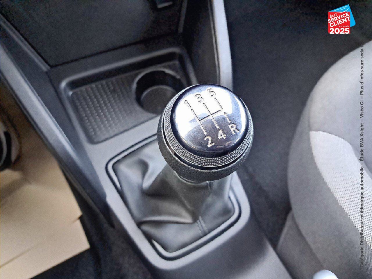Véhicule d'occasion DACIA DUSTER 1.0 ECO-G 100CH ESSENTIEL 4X2 chez Renault Saint-Louis