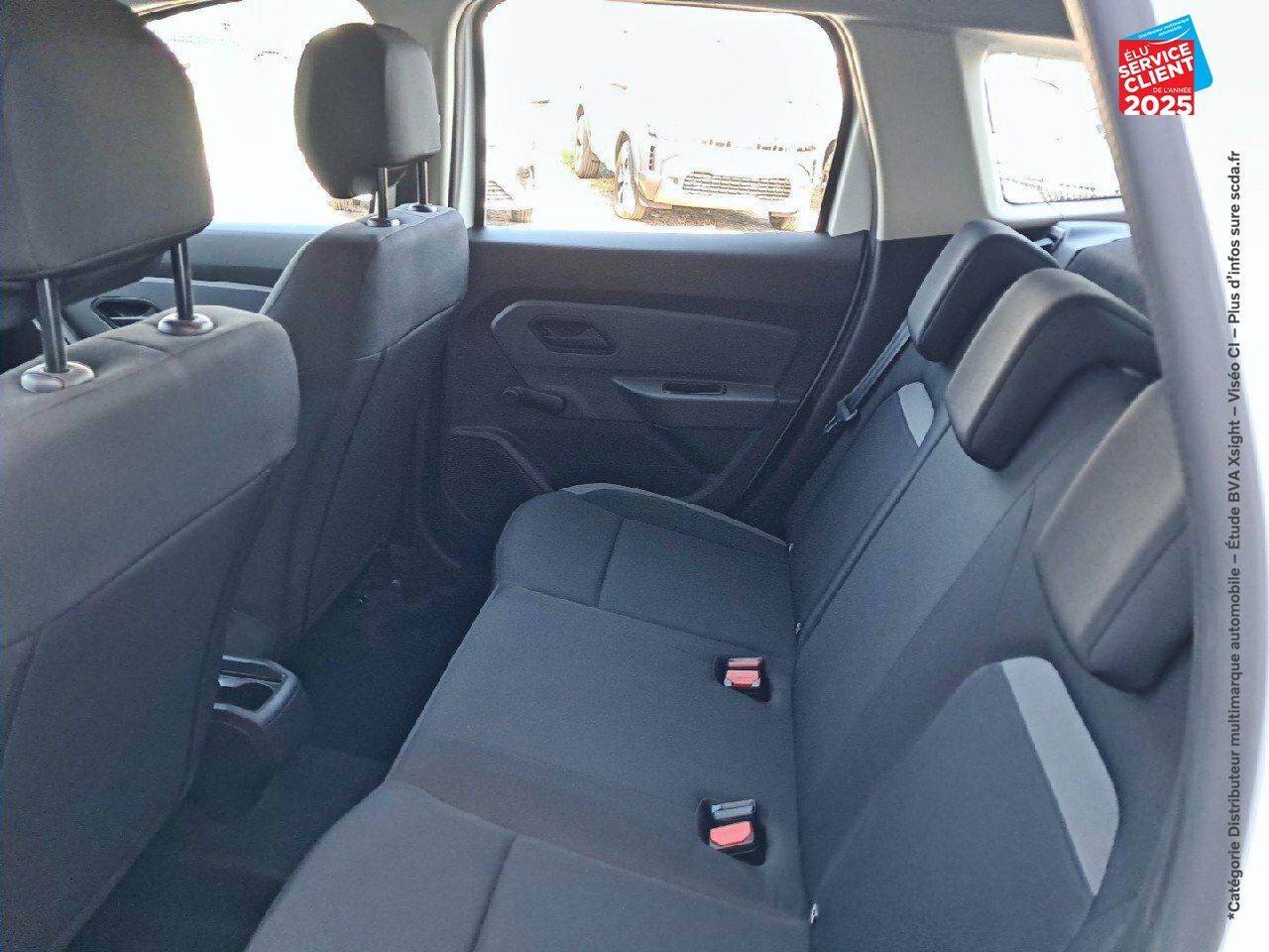 Véhicule d'occasion DACIA DUSTER 1.0 ECO-G 100CH ESSENTIEL 4X2 chez Renault Saint-Louis