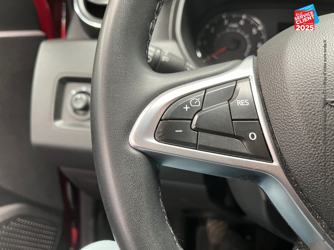 Véhicule d'occasion DACIA DUSTER 1.5 BLUE DCI 115CH PRESTIGE 4X2 E6U chez Nissan Dijon