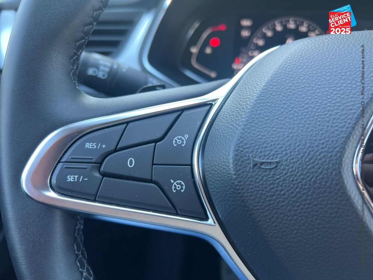 Véhicule d'occasion RENAULT CAPTUR 1.3 TCE 140CH FAP INTENS EDC -21 chez Dacia Mulhouse