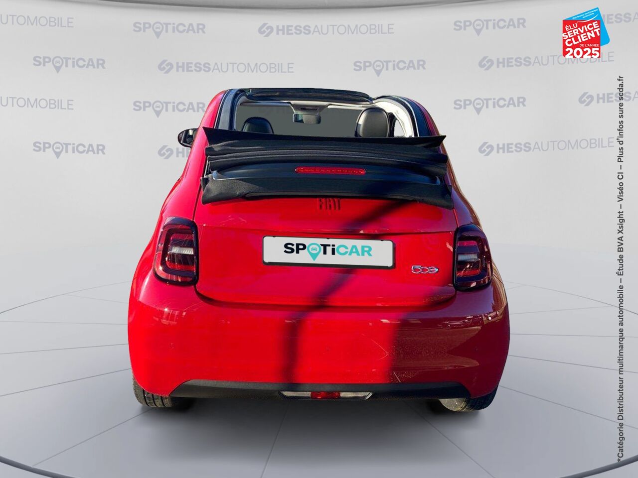 Véhicule d'occasion FIAT 500C E 95CH RED STEP1 chez Dacia Belfort